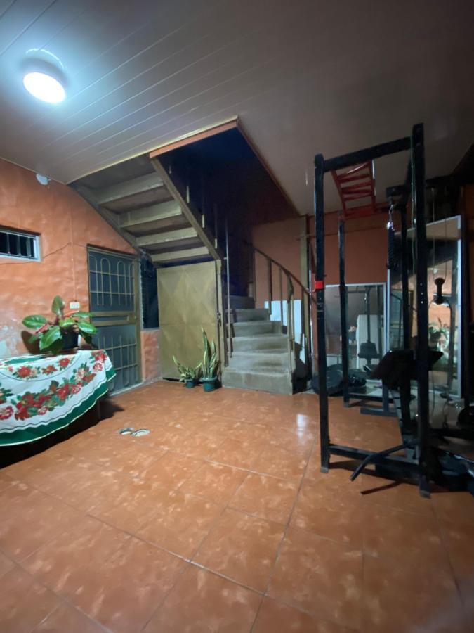 Hospedaje Catalinass リベリア エクステリア 写真