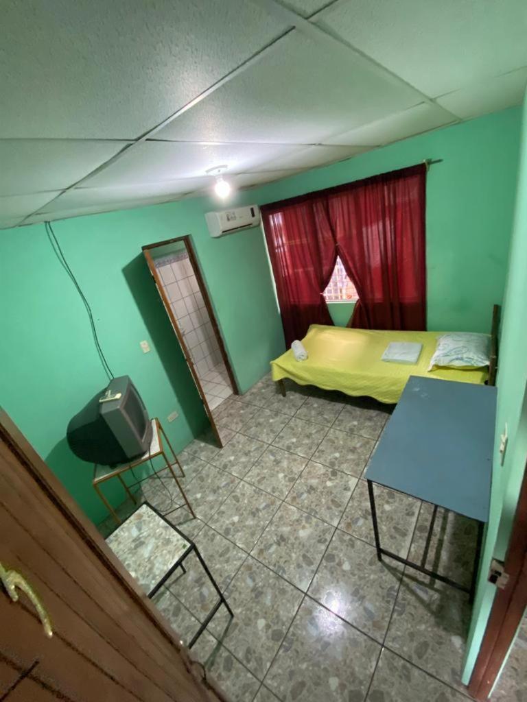 Hospedaje Catalinass リベリア 部屋 写真